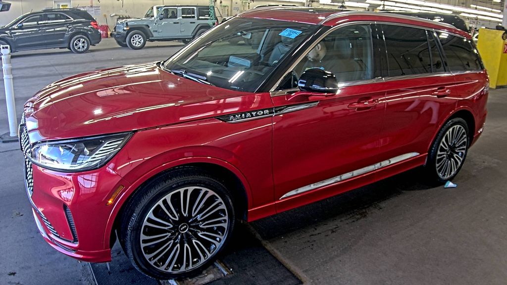 2025 Lincoln Aviator Black Labl photo