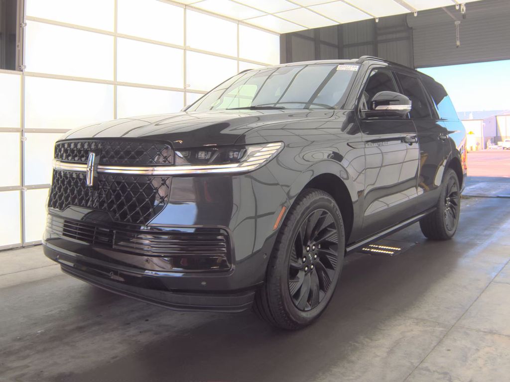 2025 Lincoln Navigator Reserve photo