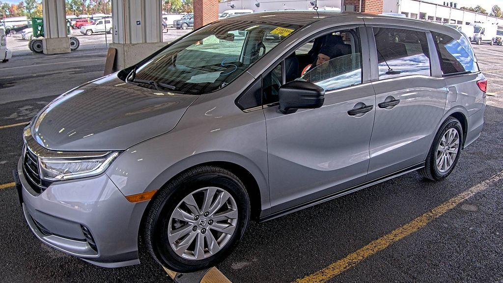 2021 Honda Odyssey LX photo