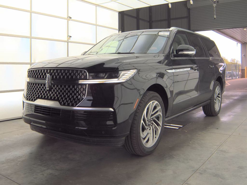 2025 Lincoln Navigator L Reserve photo