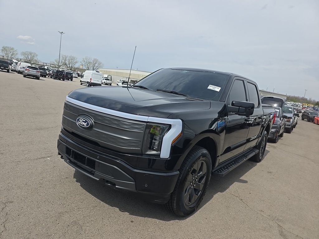 2025 Ford F-150 Lariat photo