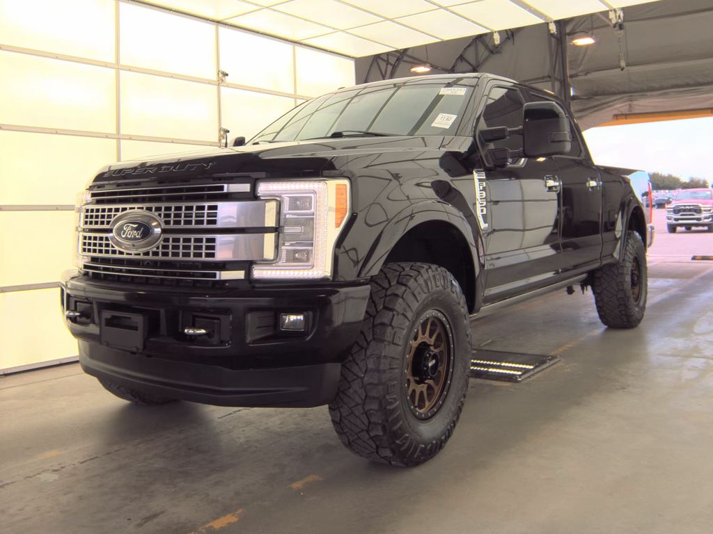 2017 Ford F-350 Platinum photo