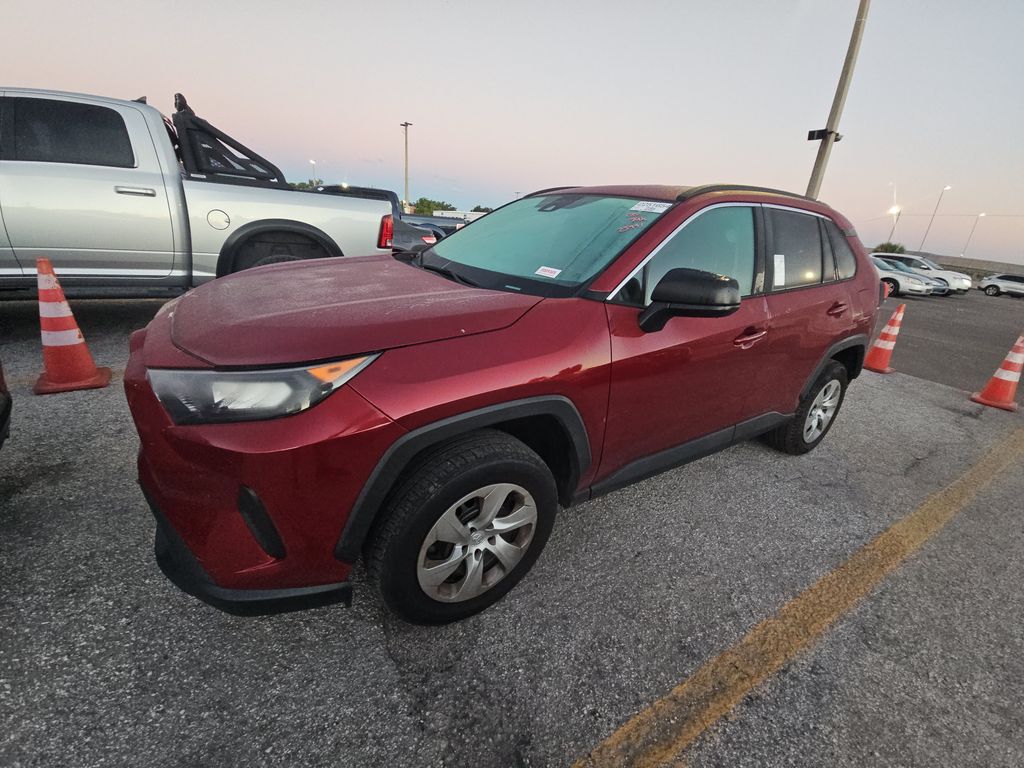 2021 Toyota RAV4 LE photo