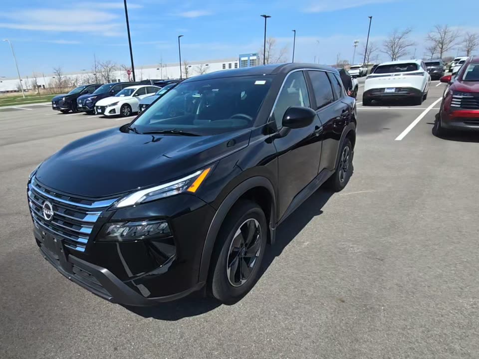 2026 Nissan Rogue SV photo