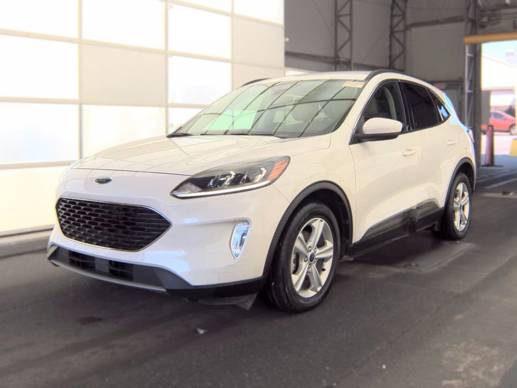 2021 Ford Escape SEL photo