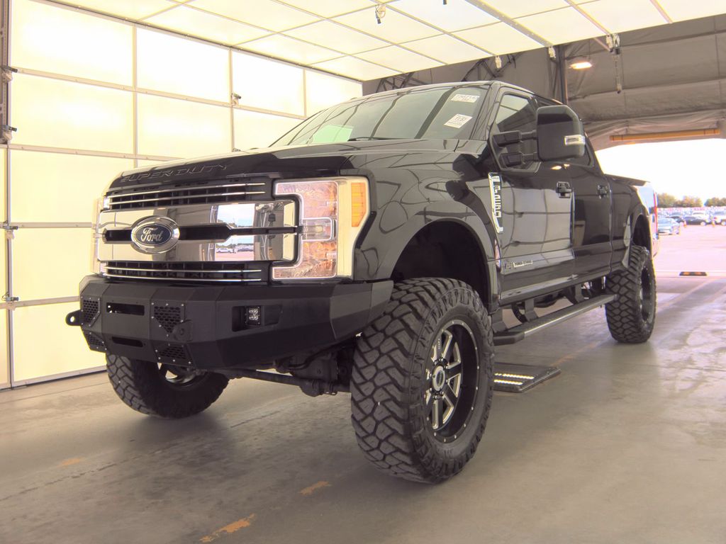 2017 Ford F-250 Lariat photo