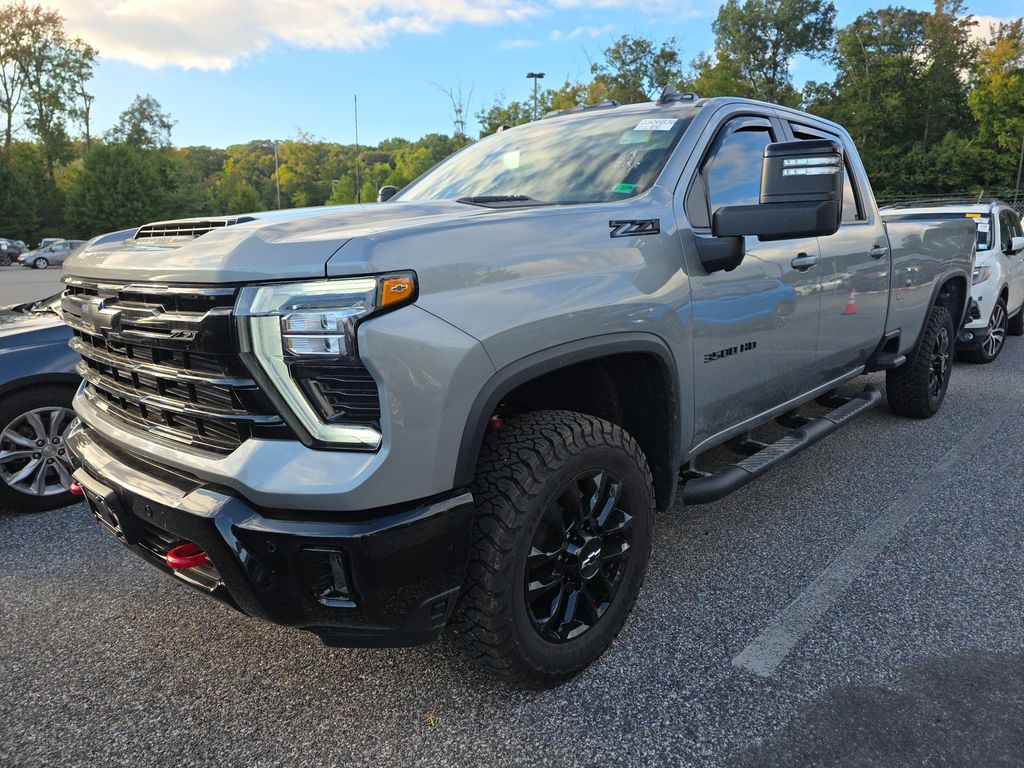 2025 Chevrolet 3500HD LT photo