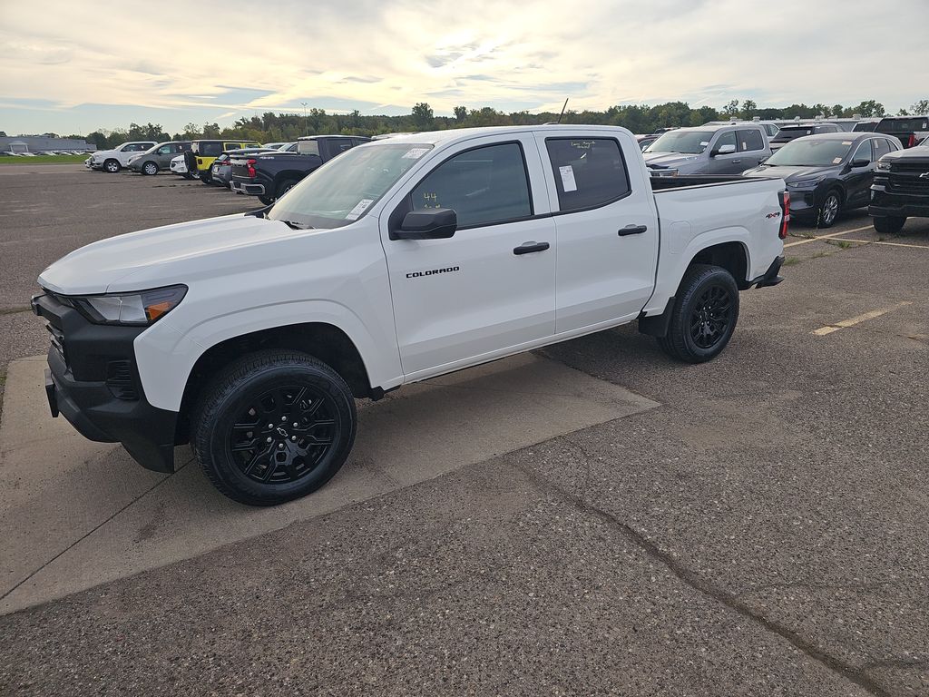 2025 Chevrolet Colorado Work Truck photo