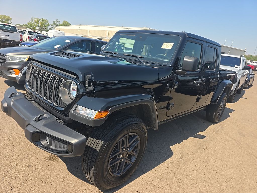 2025 Jeep SPT Sport S photo