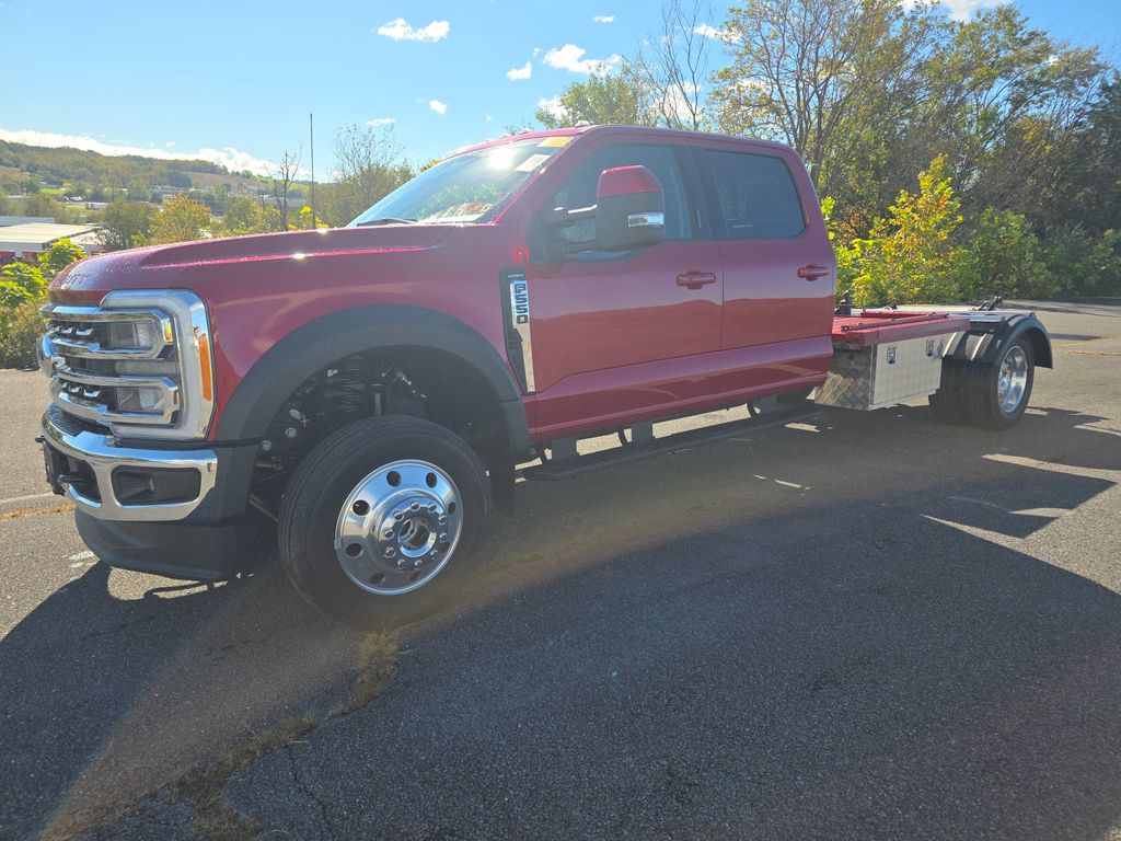 2023 Ford F-550 Lariat photo