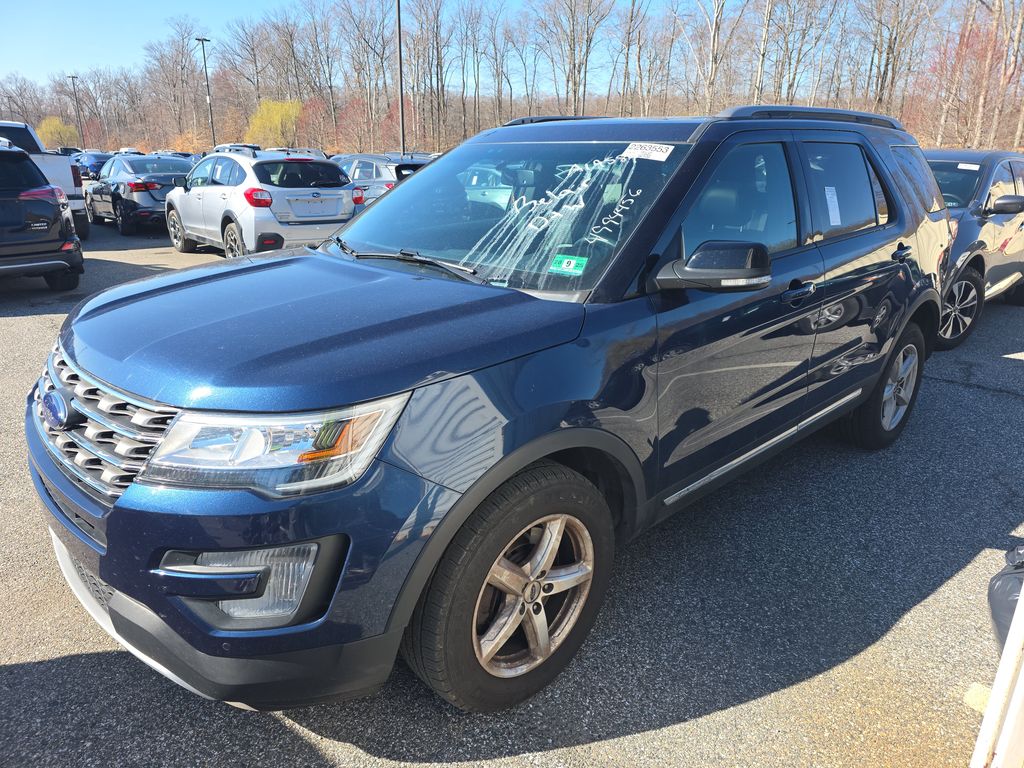 2017 Ford Explorer XLT photo