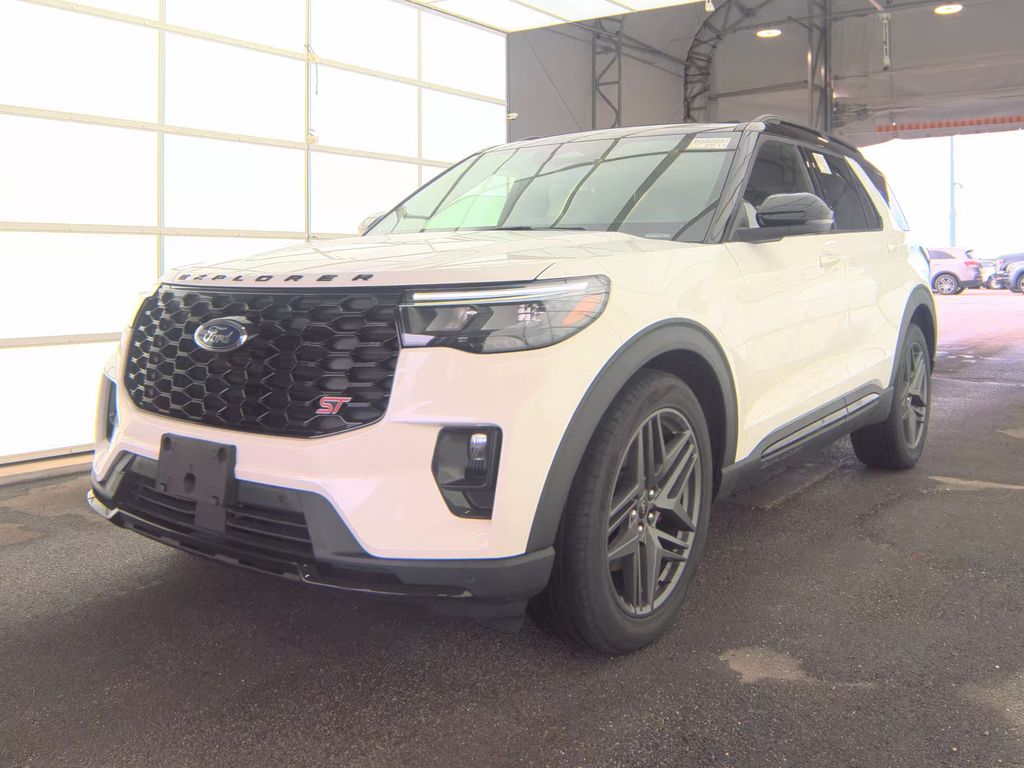 2025 Ford Explorer ST photo