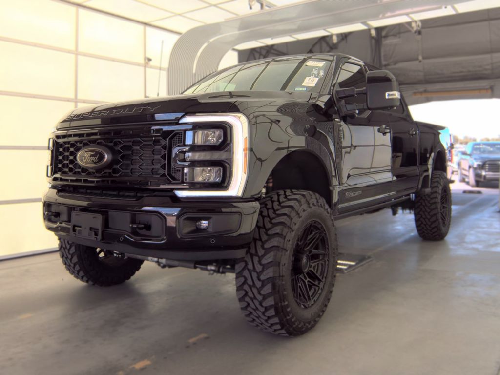 2025 Ford F-250 Lariat photo