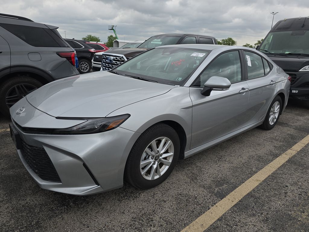2026 Toyota Camry LE photo