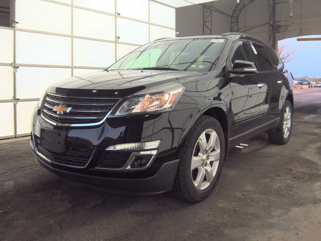 2017 Chevrolet Traverse 1LT photo