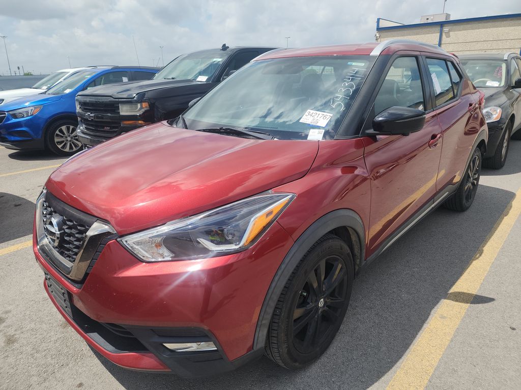 2019 Nissan Kicks SR photo