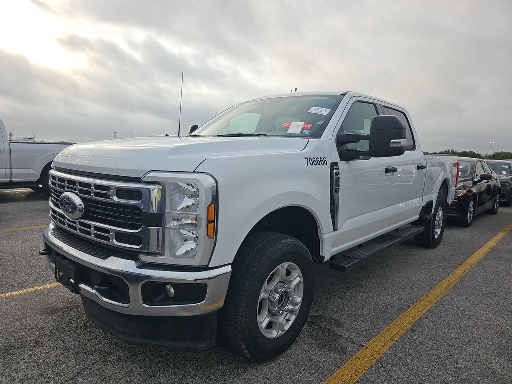 2025 Ford F-250 XLT photo