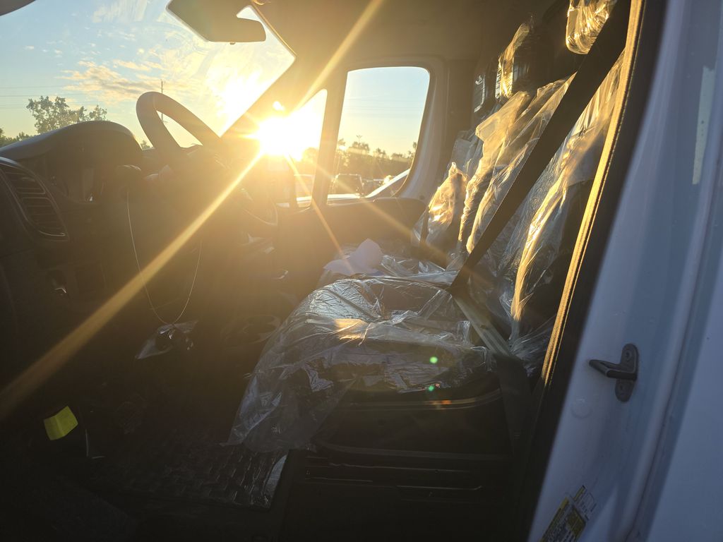 2025 Ram ProMaster 2500 Tradesman photo