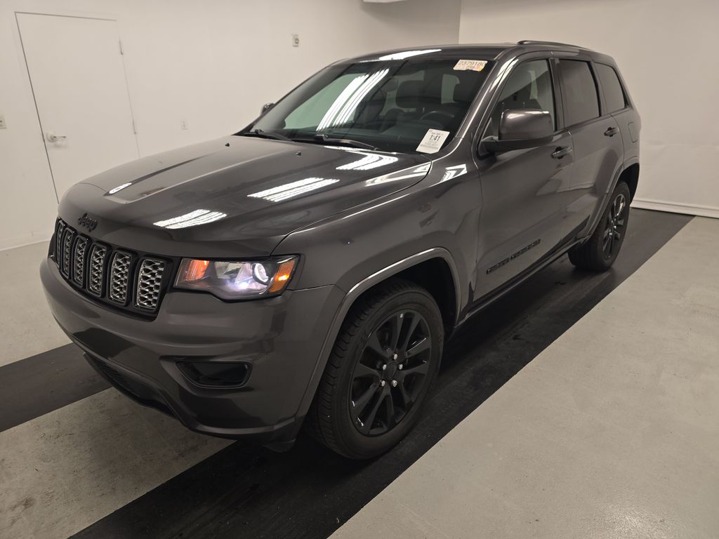 2018 Jeep Grand Cherokee Altitude photo