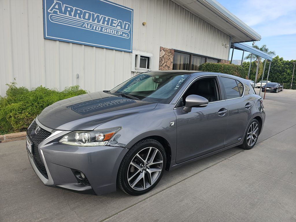 2016 Lexus CT Hybrid photo
