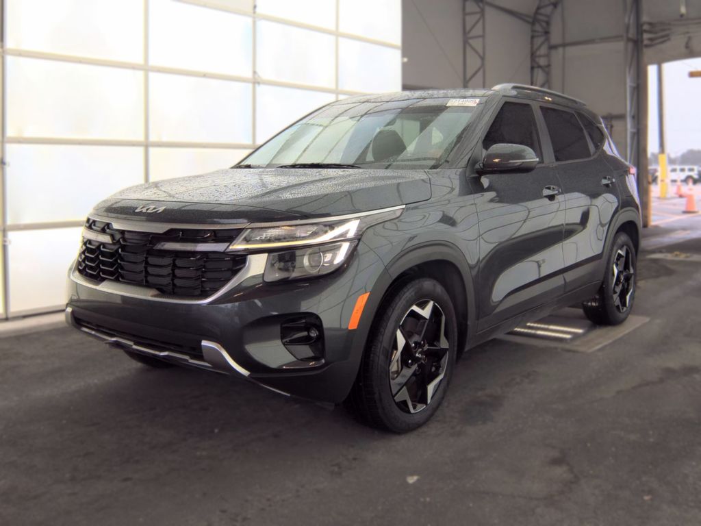 2025 Kia Seltos S photo
