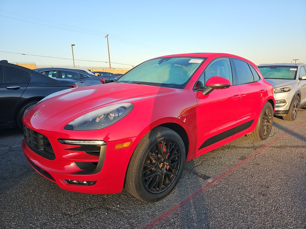 2017 Porsche Macan GTS photo