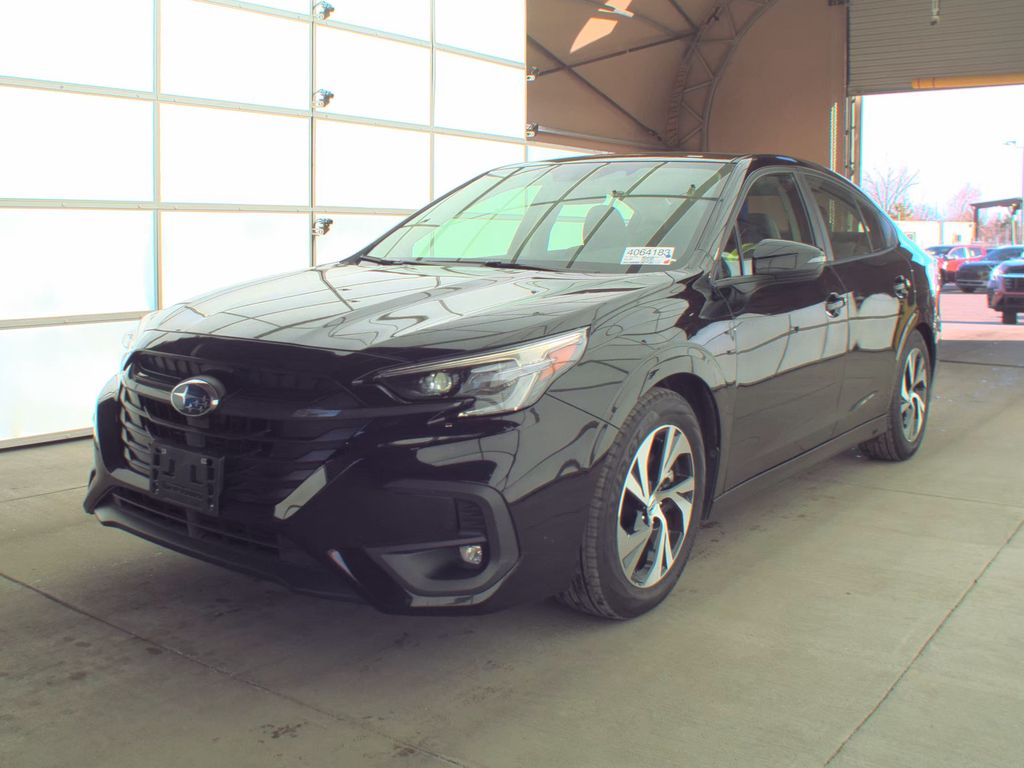 2025 Subaru Legacy Premium photo