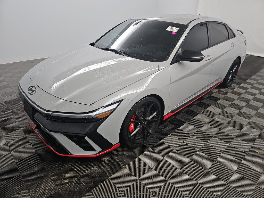 2025 Hyundai Elantra photo