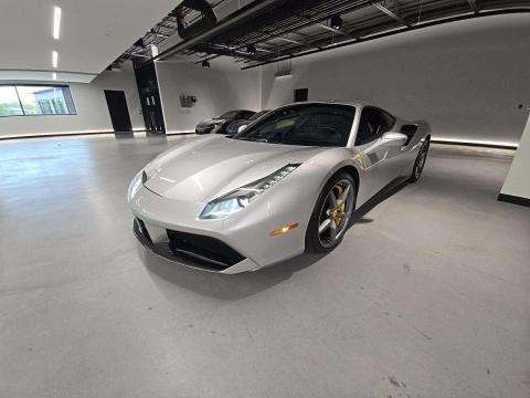 2016 Ferrari 488 GTB photo