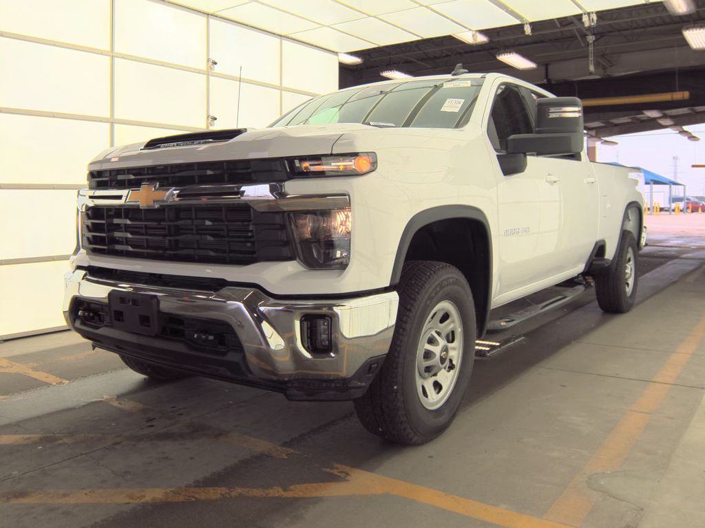 2025 Chevrolet Silverado 2500HD LT photo