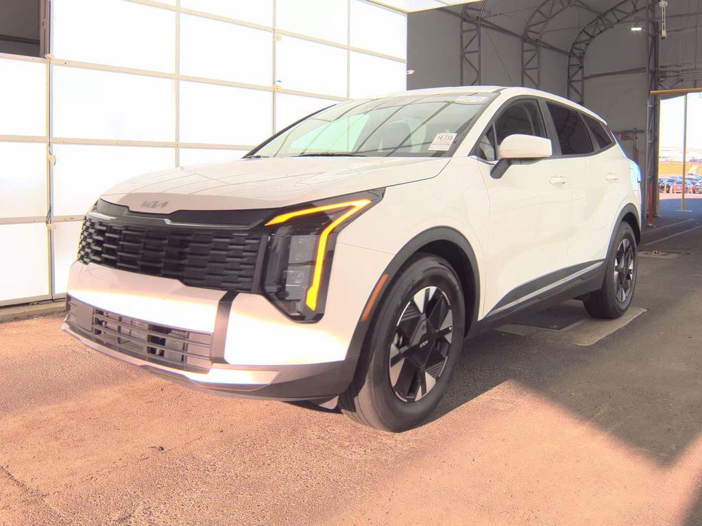 2026 Kia Sportage LX photo