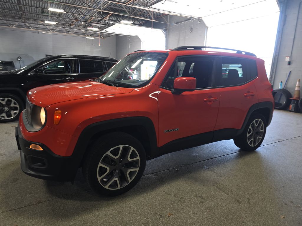 2015 Jeep Renegade Latitude photo