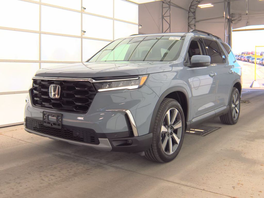 2025 Honda Pilot Touring photo