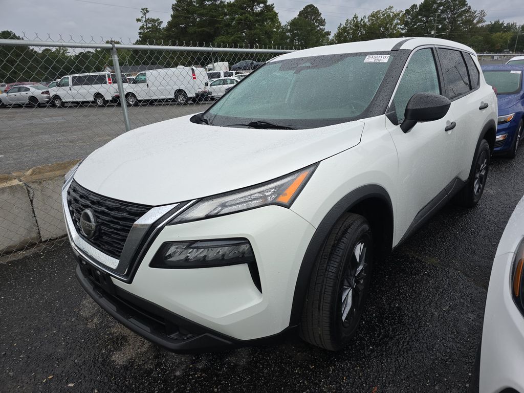 2021 Nissan Rogue S photo