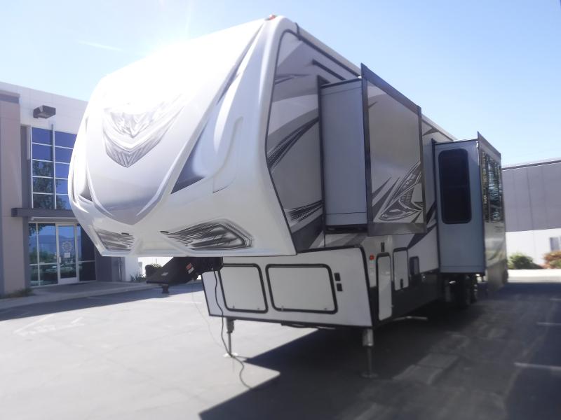 2018 Keystone Rv Carbon photo