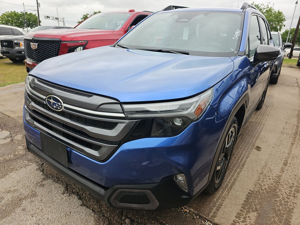 2025 Subaru Forester LTD HYB photo