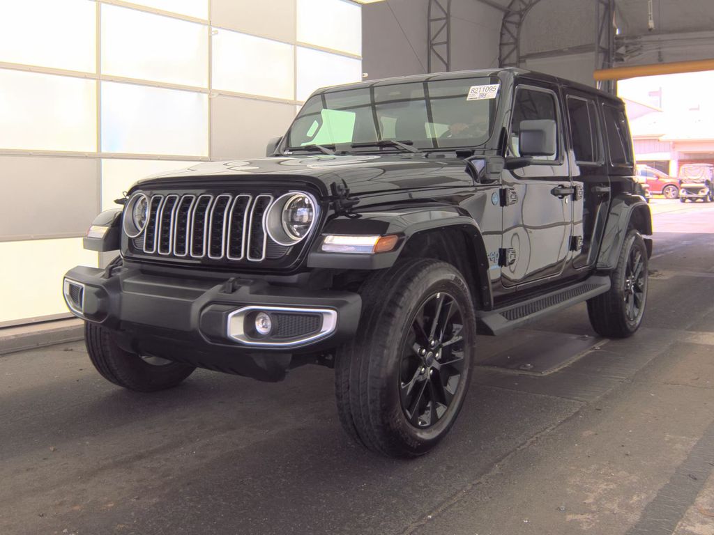 2025 Jeep Wrangler Sahara photo
