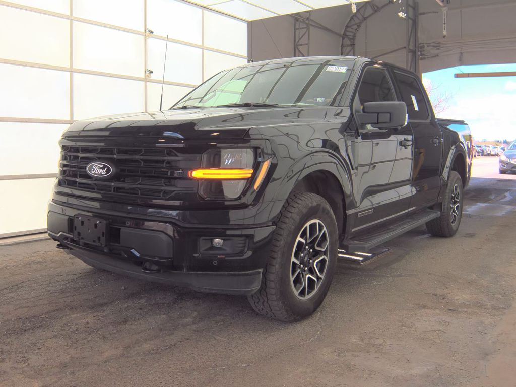 2025 Ford F-150 XLT photo