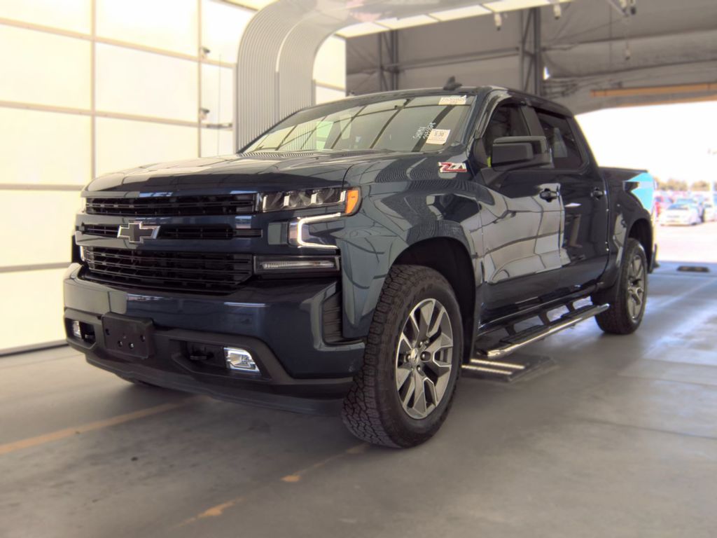 2021 Chevrolet 1500 SLV RST photo