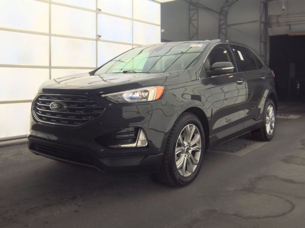 2021 Ford Edge Titanium photo