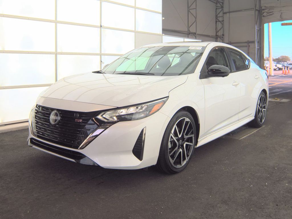 2025 Nissan Sentra SR photo