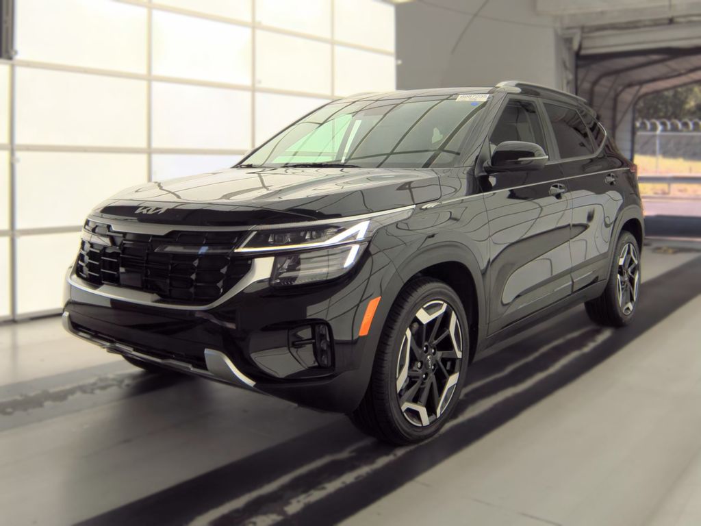 2025 Kia Seltos SX photo