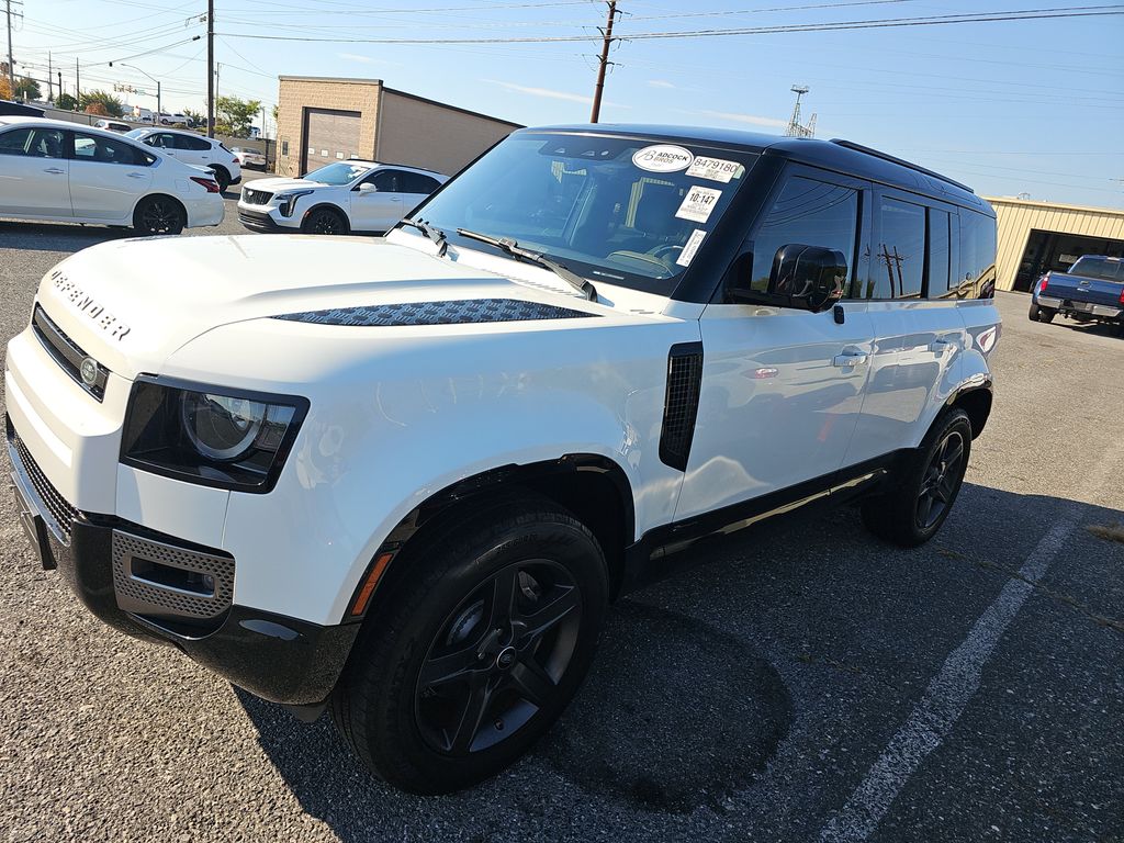 2021 Land Rover Defender 110 X-Dynamic HSE photo
