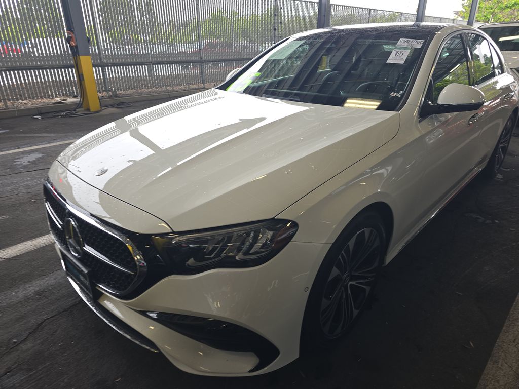 2025 Mercedes-Benz E-Class E 350 photo
