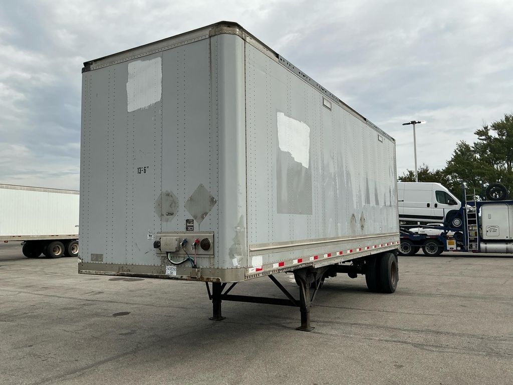 2013 Stoughton 28 FT Dryvan PU photo