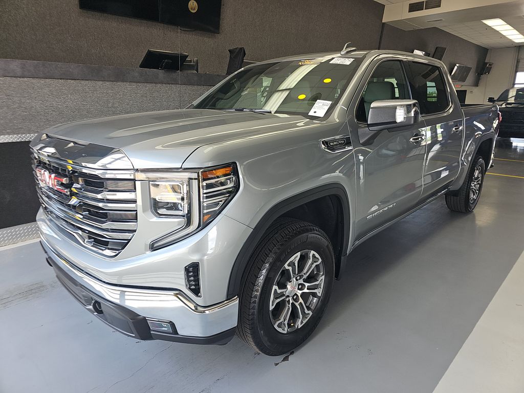 2026 GMC Sierra 1500 SLT photo