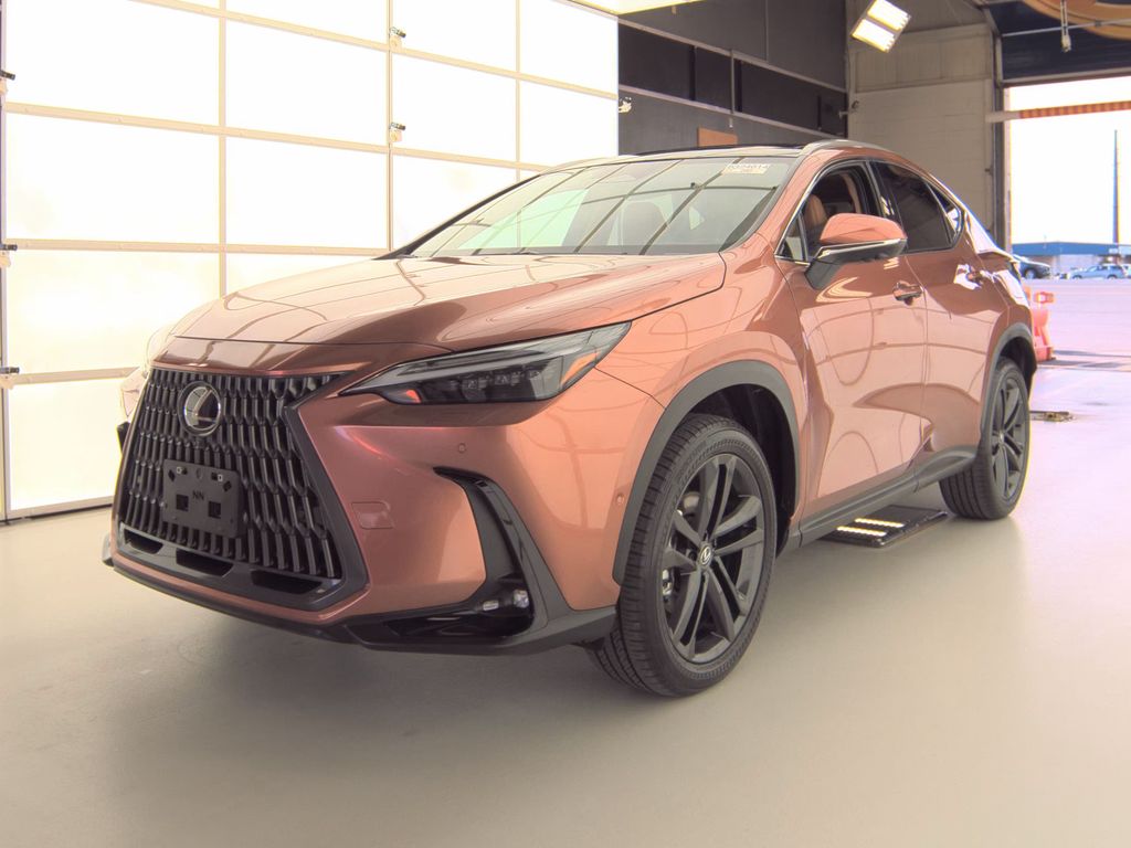 2025 Lexus NX 450H+ LUX photo