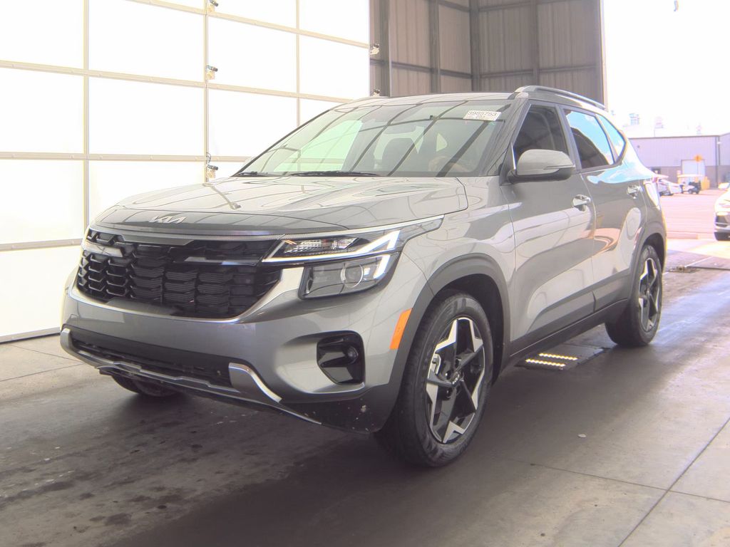 2025 Kia Seltos S photo