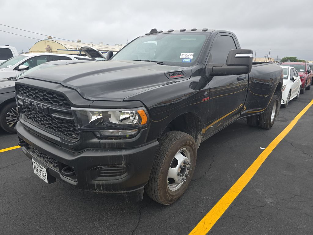 2024 Ram 3500 Tradesman photo