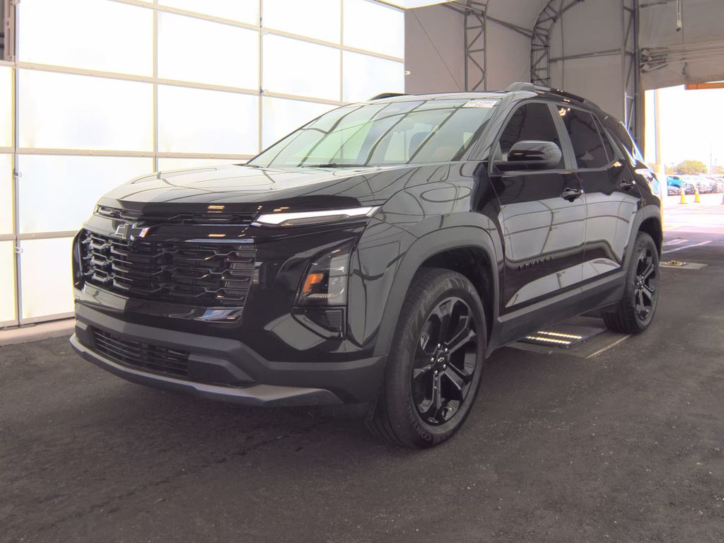 2026 Chevrolet Equinox FWD LT photo